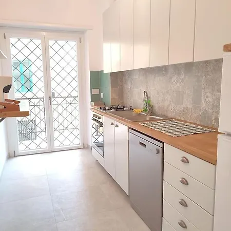 Sunnyhome- Lido Vista Mare 2 Bagni Holiday home