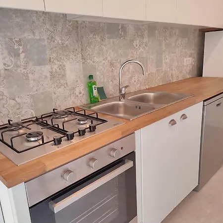 Sunnyhome- Lido Vista Mare 2 Bagni Lido di Ostia