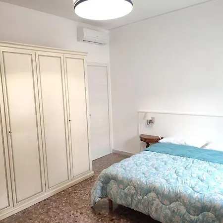 Sunnyhome- Lido Vista Mare 2 Bagni Lido di Ostia