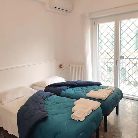 Sunnyhome- Lido Vista Mare 2 Bagni Holiday home *