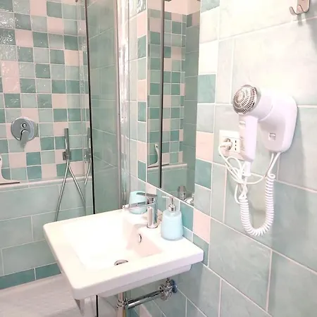 Sunnyhome- Lido Vista Mare 2 Bagni Holiday home Lido di Ostia